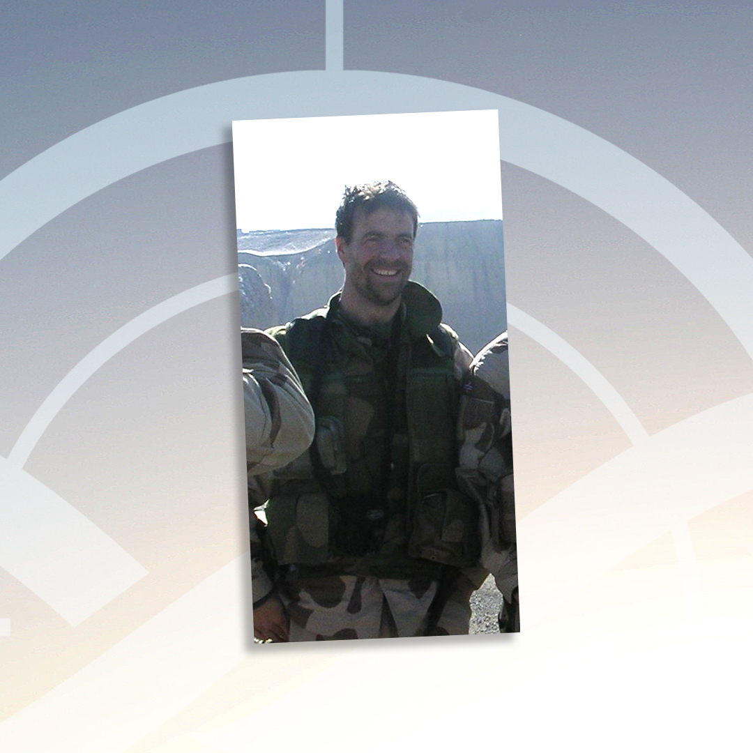 Kors og kevlar i Banken – Kyrre forteller