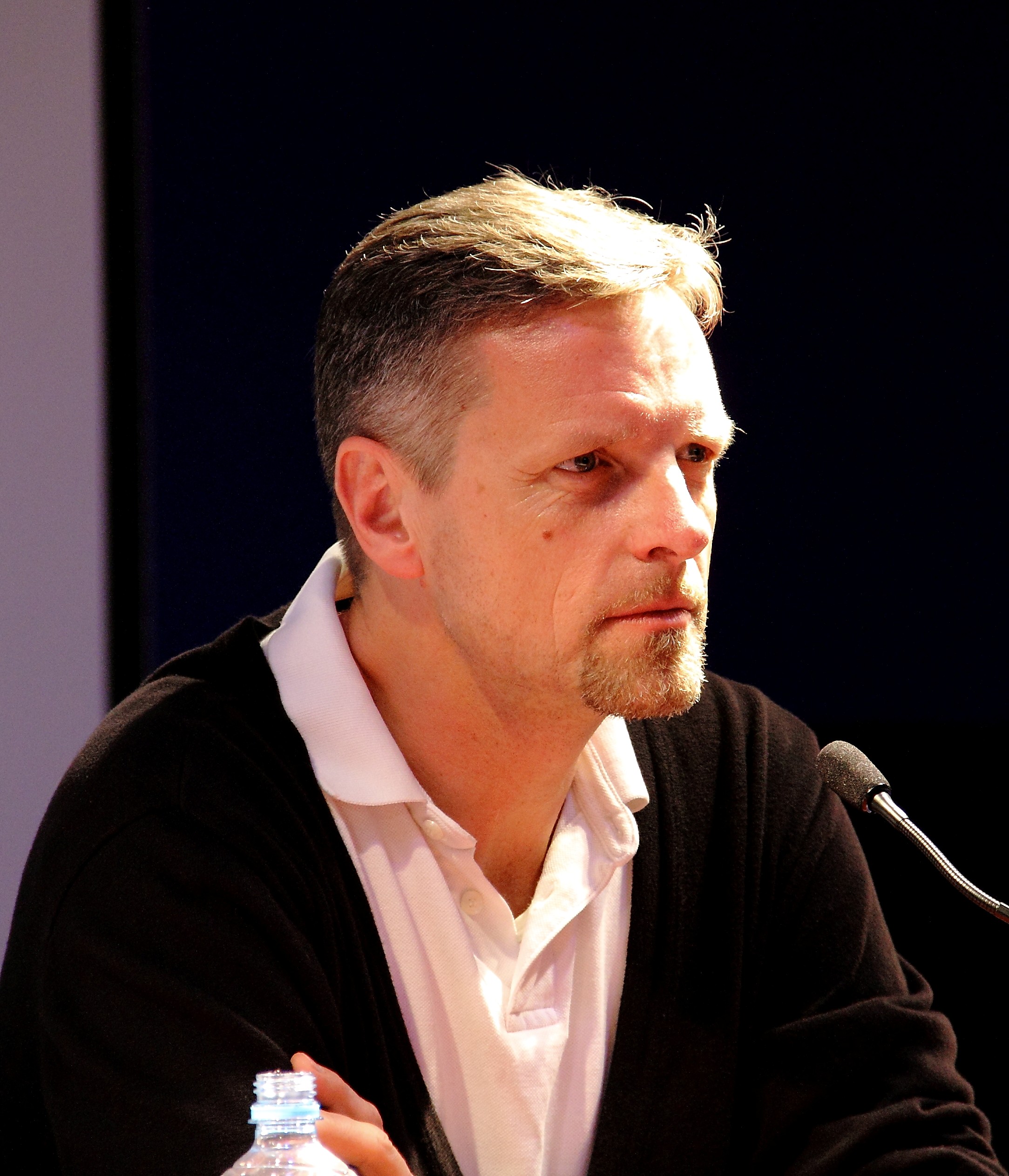 Episode Cover
