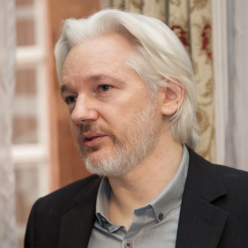 Julian Assange (2)