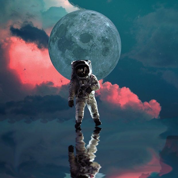 FULL MOON  episode artwork