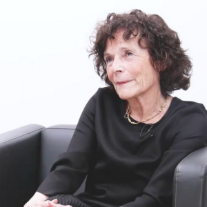 Portrait de la professeure Julienne BRABET par Géraldine GALINDO episode artwork