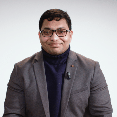 Synergies of Institutional Theory and Dynamic Capability View in Firm Performance: Exploring Climate Change Adaptation and B2B Marketing Capabilities