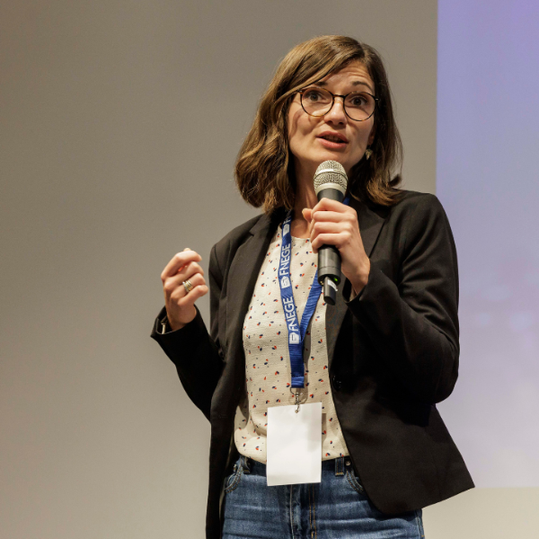 Penser le silence dans un monde de bruits : conceptualisation, fonctions et valeurs associées au silence dans l'expérience du consommateur