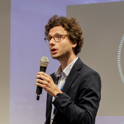 Travail émotionnel et cadrage de l’hospitalité en situation : le cas des locations Airbnb