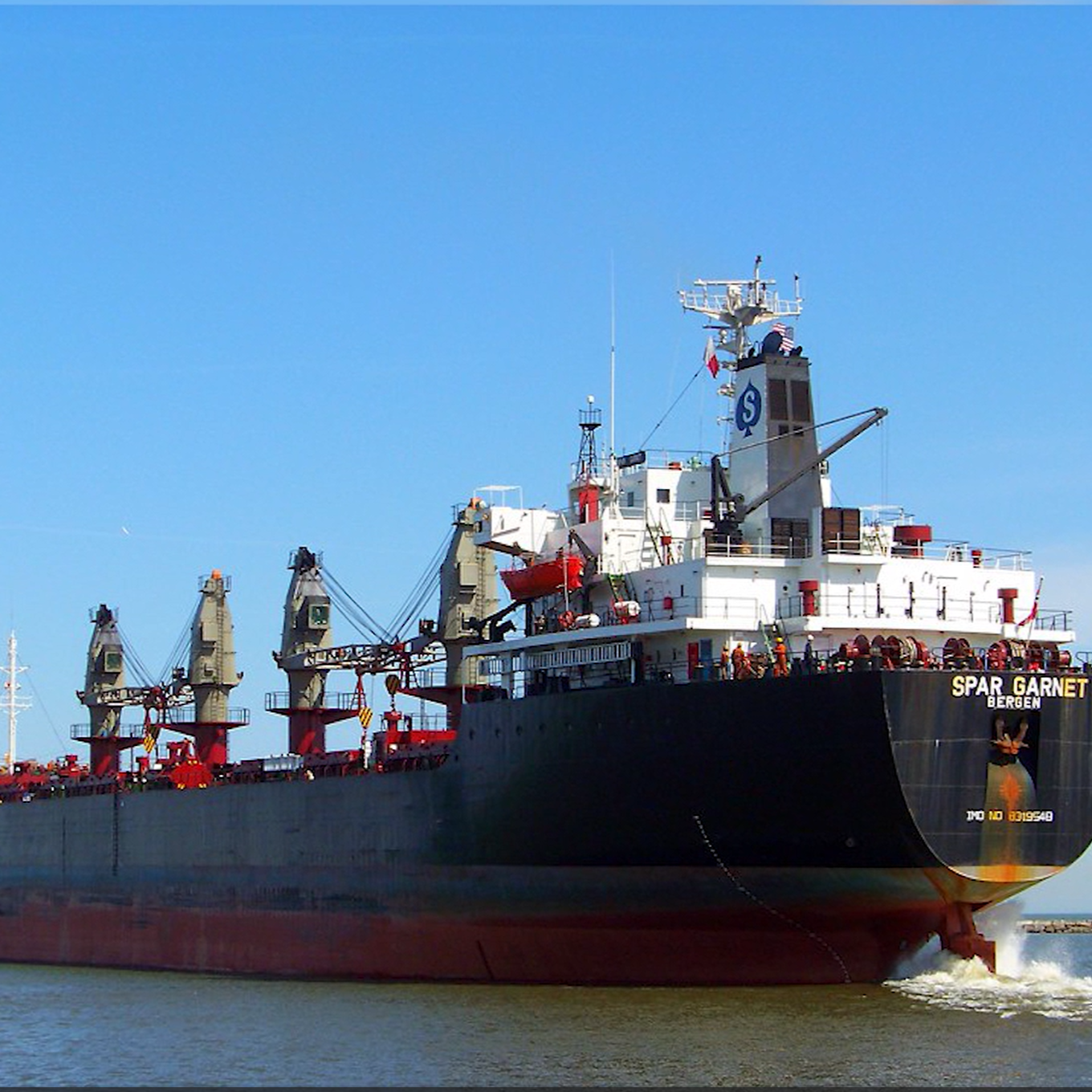 Calling All Freighter Nerds – Downriver the new destination for this cool observational activity.