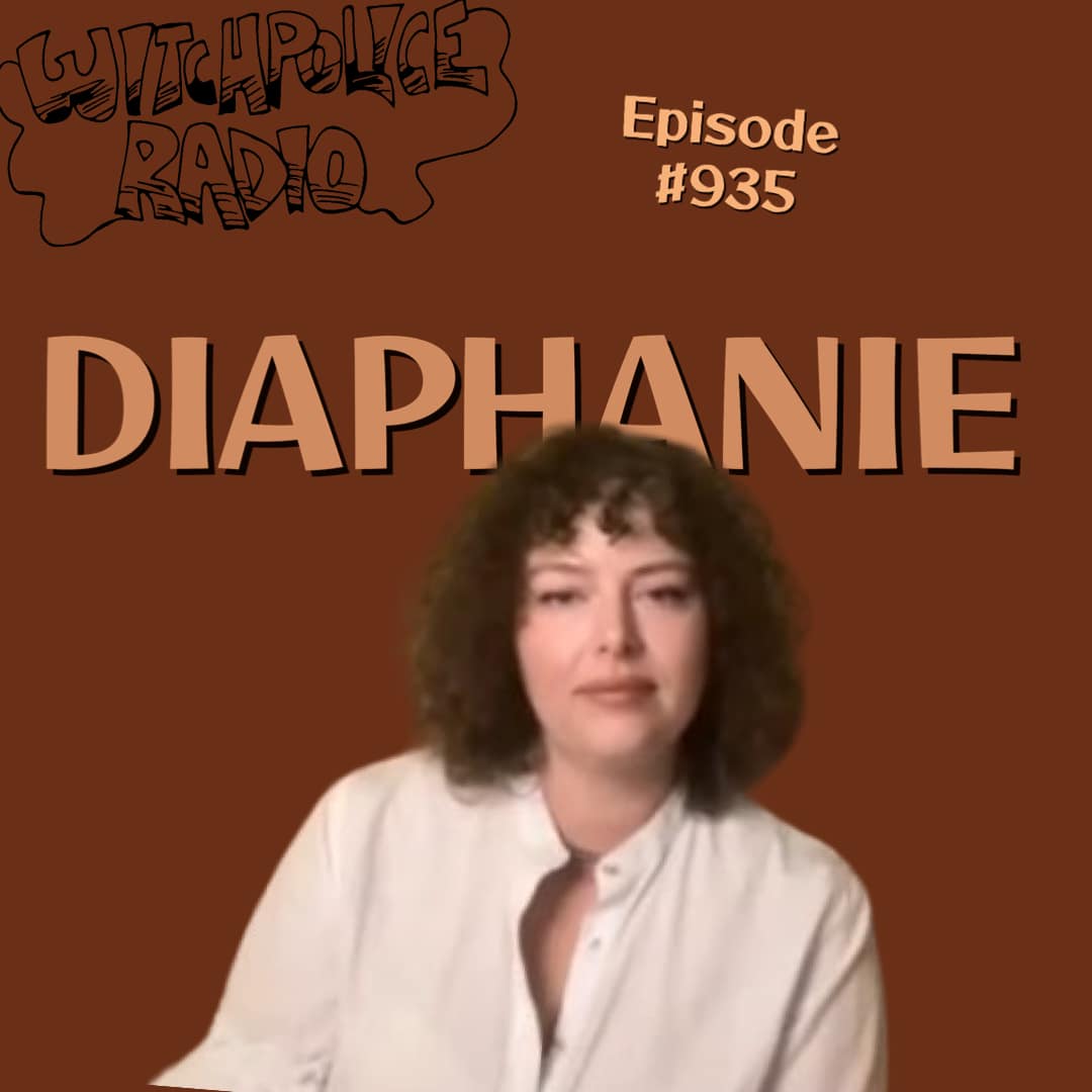 WR935: Diaphanie