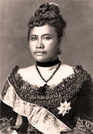 Lisa Au and Queen Lili'uakalani