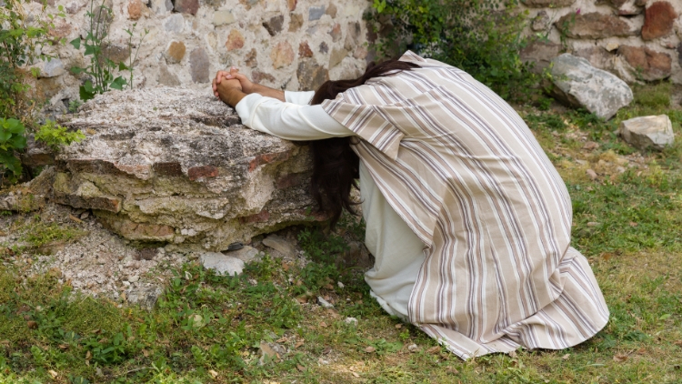 JESUS AT PRAYER