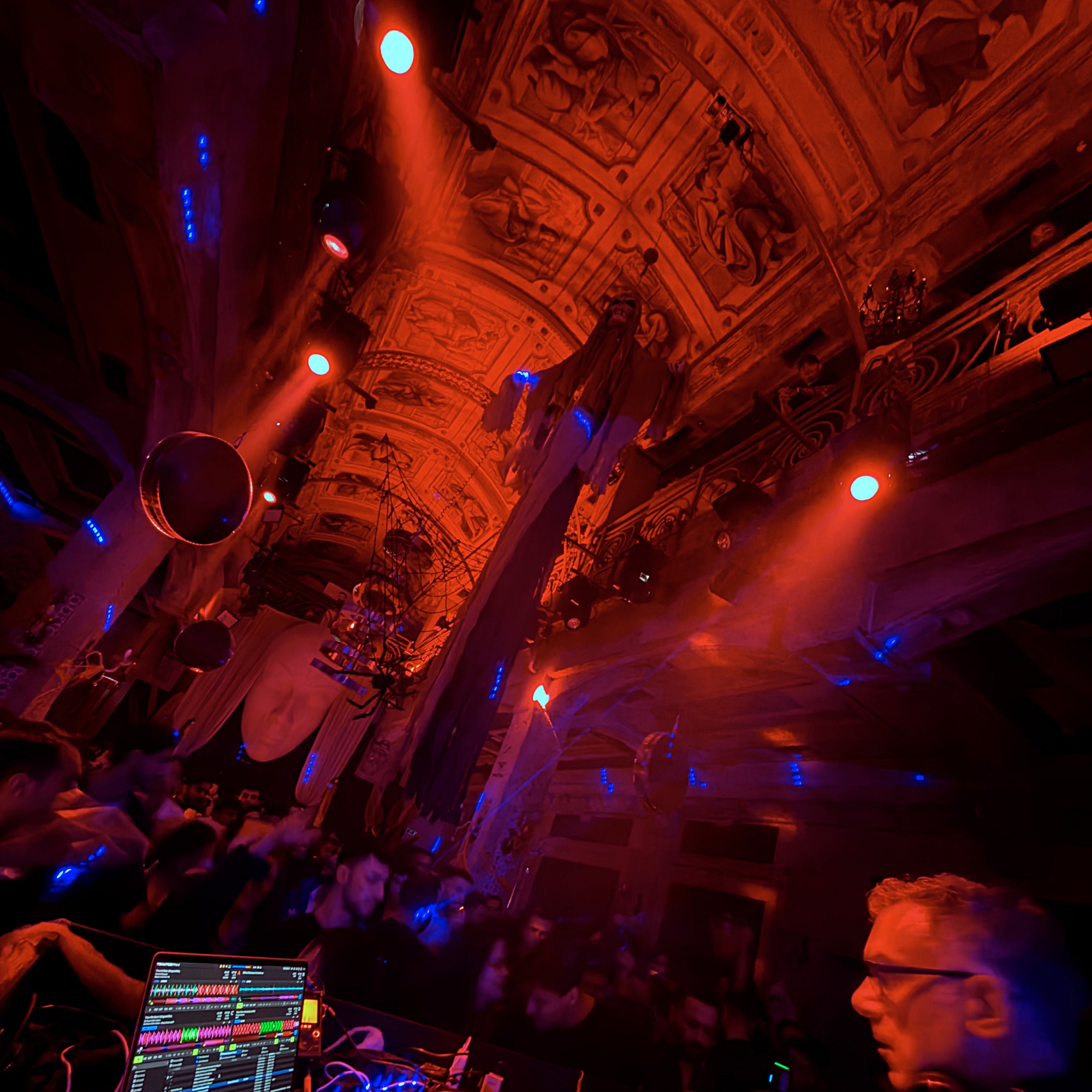 Live at Kastel Istanbul 25.10.25