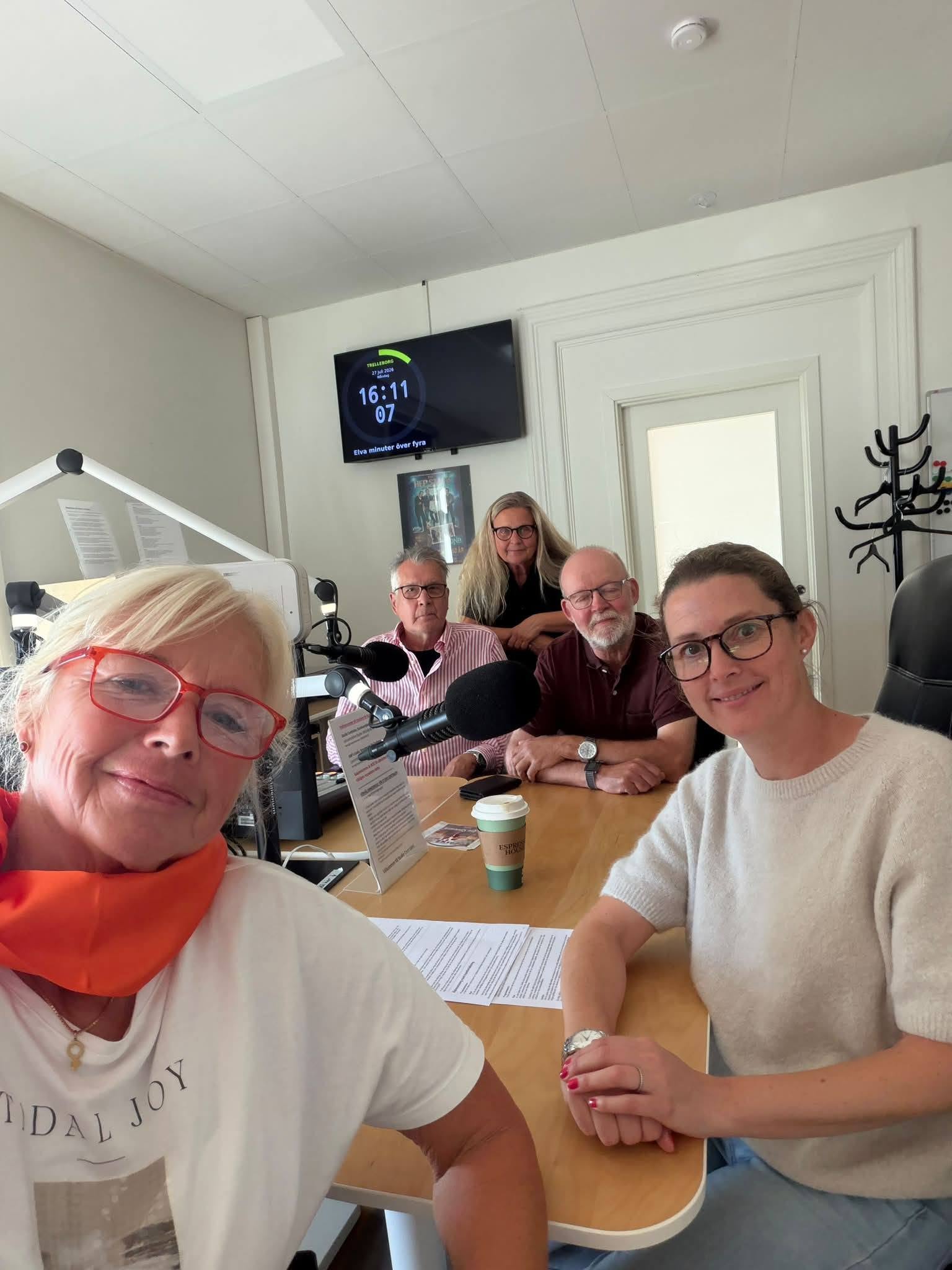 Vård och omsorg med Maria, Kya och Cecilia