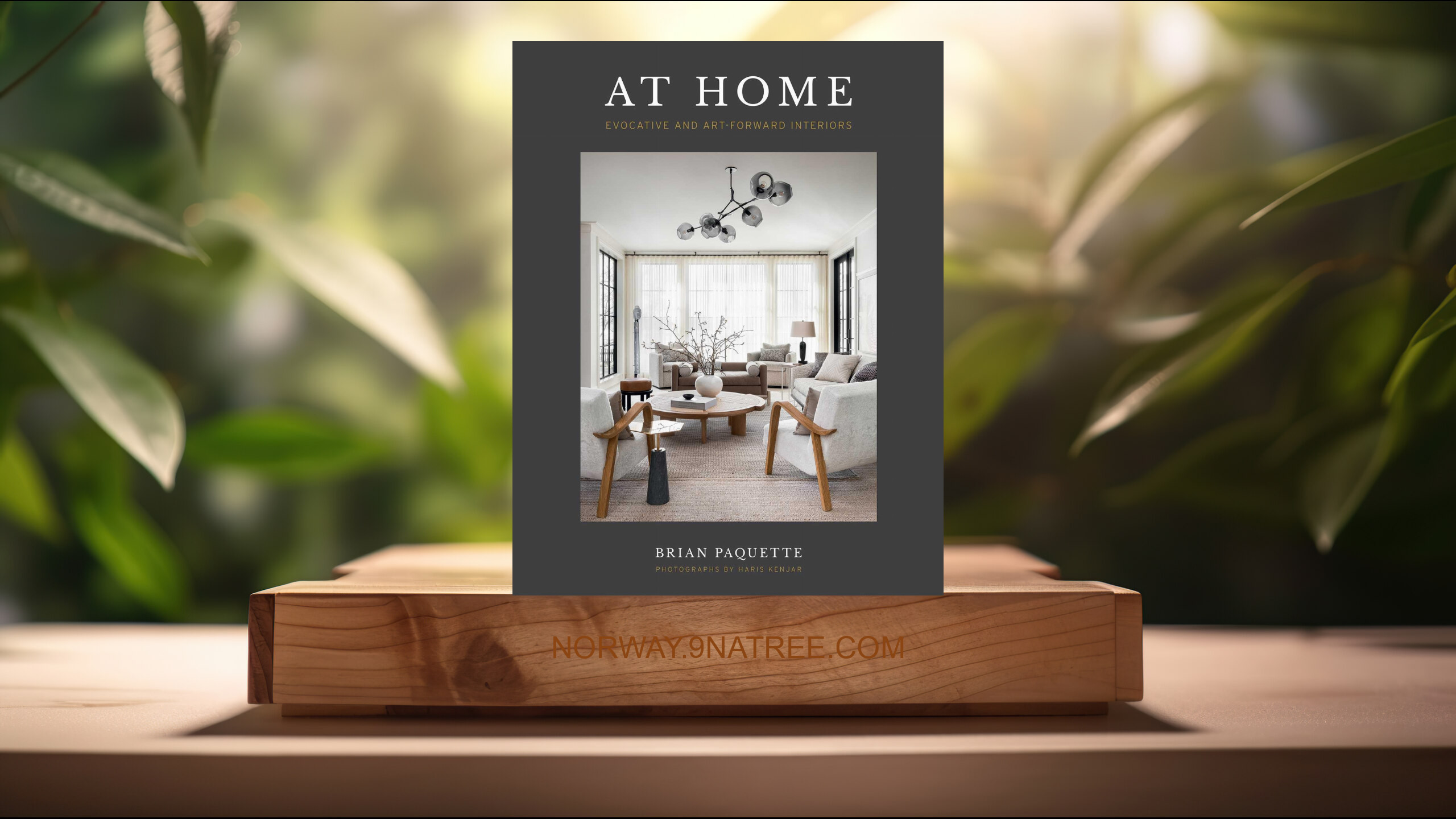 [Anmeldelse] At Home: Evocative & Art-Forward Interiors (Brian Paquette) Oppsummert. episode artwork