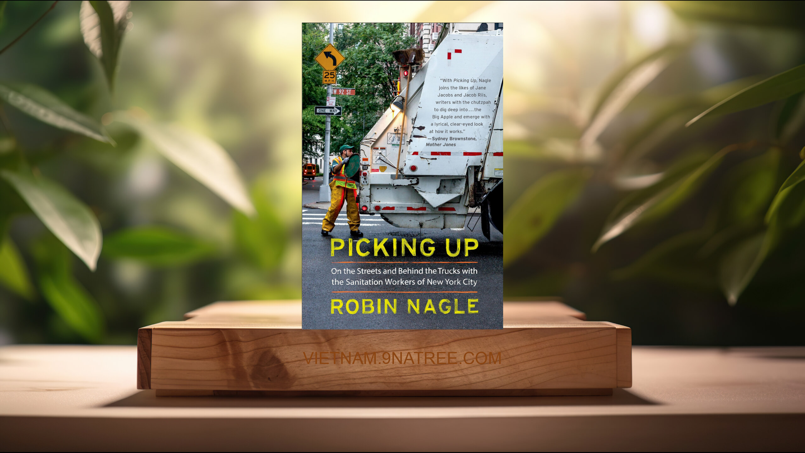 [Đánh giá] Picking Up (Robin Nagle) Tóm tắt.