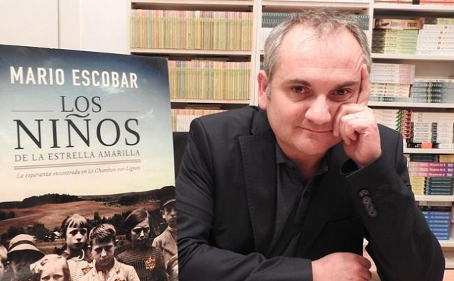 Presentación de “Los niños de la estrella amarilla”, con  su autor Mario Escobar