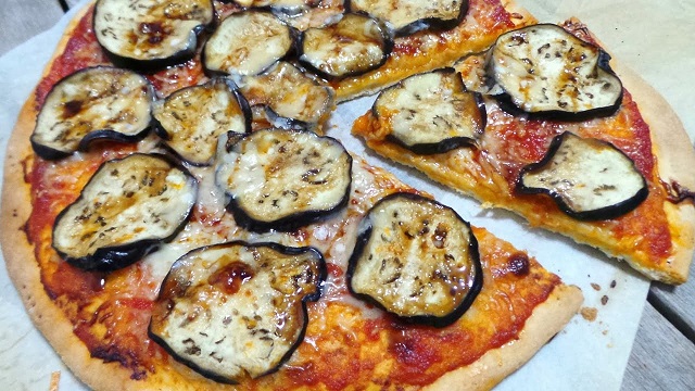 Pizza de berenjena y granizado de melón