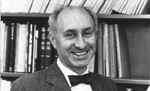 Arthur Erdélyi: Solucionador de problemas