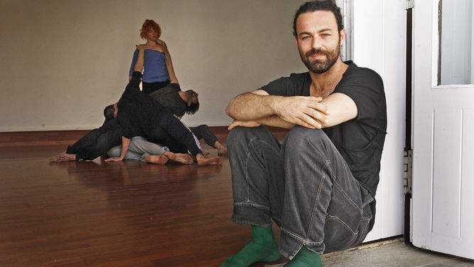 Episode Cover