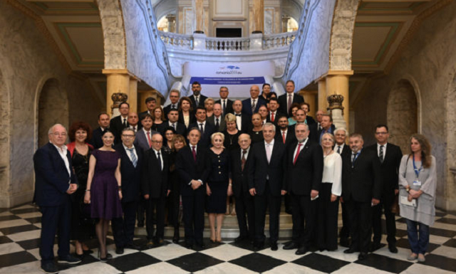 La información con comentario 20/6/2019
