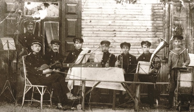 Episode Cover