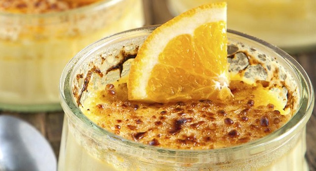 Dulce y otoñal: plátanos a la canela y natillas de naranja
