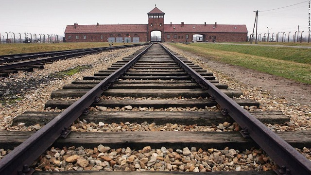 75 aniversario de la liberación de Auschwitz, con Jorge Schneidermann