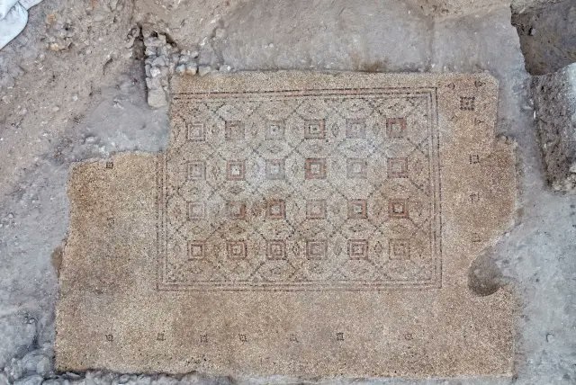 Episode Cover