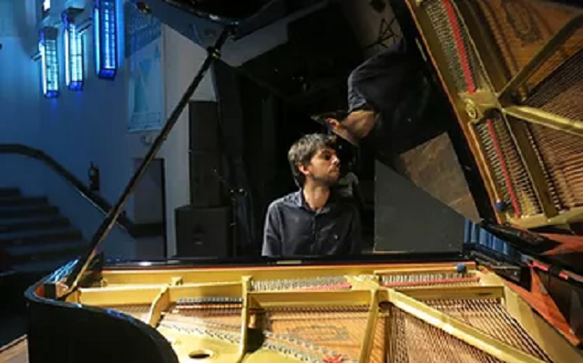 Episode Cover