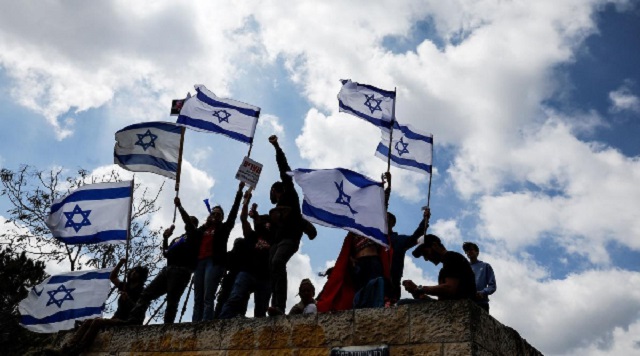 Israel dividida y puede que a punto de una desgracia