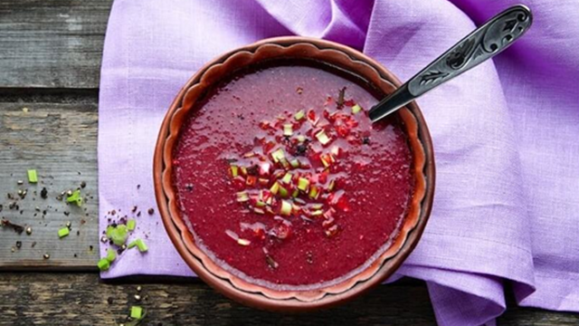 “Borsht caliente”, ¡preparen su cuchara!