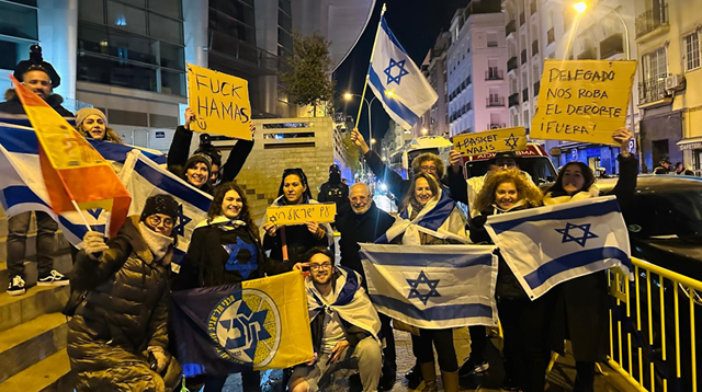 Con Maccabi, con Israel: contra el antisemitismo