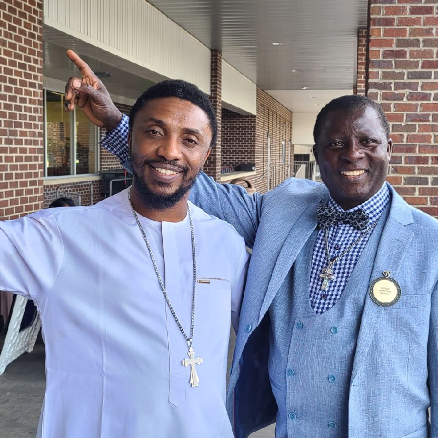 I carry the glory - World Impact Radio- Teachings and prayers with Dr Bonnie Etta