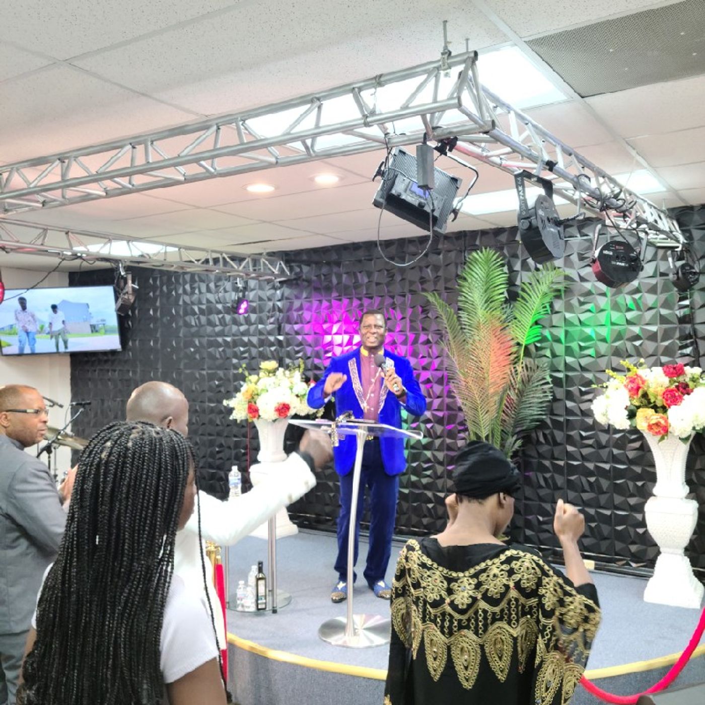 Decide to encounter God - World Impact Radio- Teachings and prayers with Dr Bonnie Etta