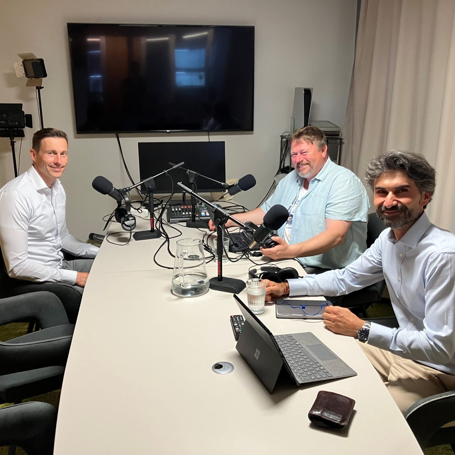 INSIDE Plus podcast #16: Martin Kobza – AI z každého udělá manažera. Ale bez lidí to nepůjde.