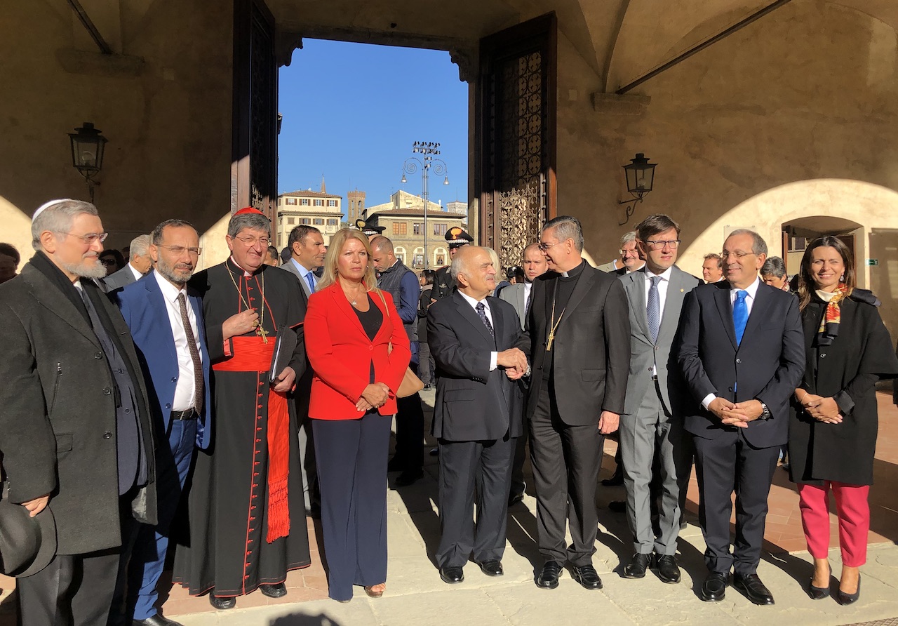 Giornata della Fraternità, il cardinale Ayuso Guixot: “Non c’è alternativa al dialogo tra religioni”