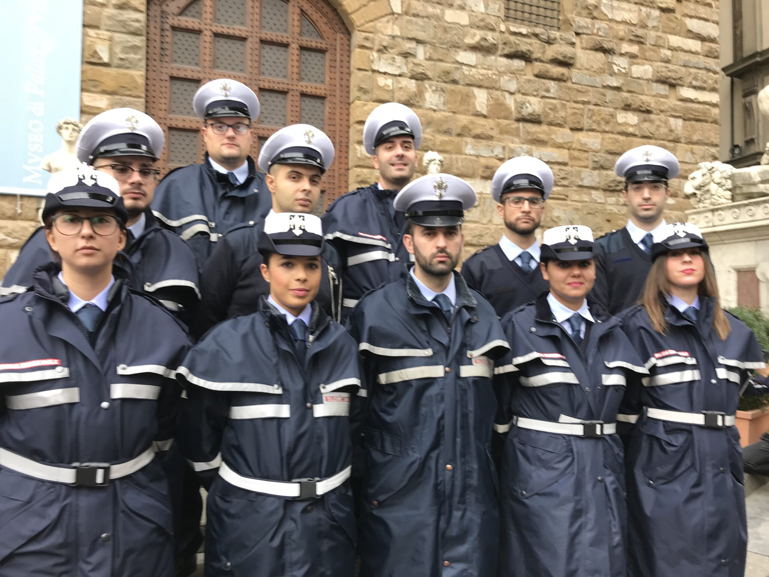 "Vogliamo lavorare in sicurezza": Vigili in Piazza a Firenze