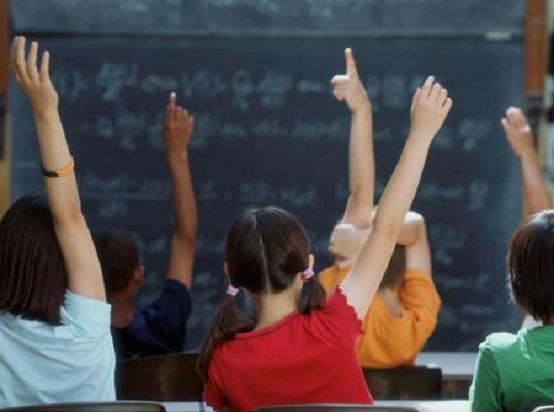 Tornare in classe senza mascherine e plexiglass? E' possibile, anzi, auspicabile