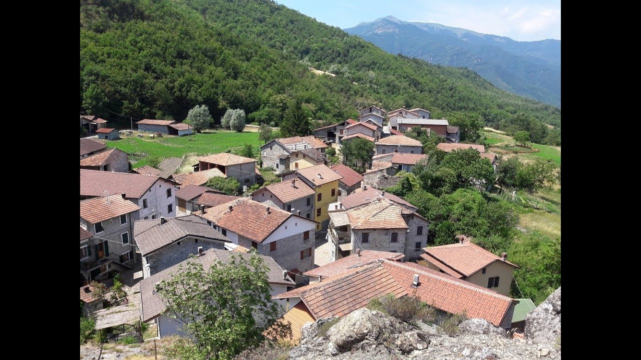 Beni comuni, solidarietà, ambiente: la ricetta dei piccoli borghi per il futuro post-covid