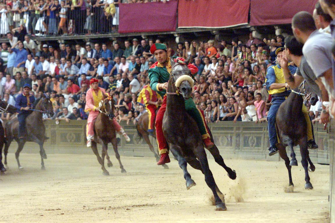 Cenni (PD): Giù le mani dal Palio