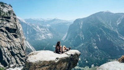 Interview: The intimate adventures of a 21 year old traveling girl with Marisa