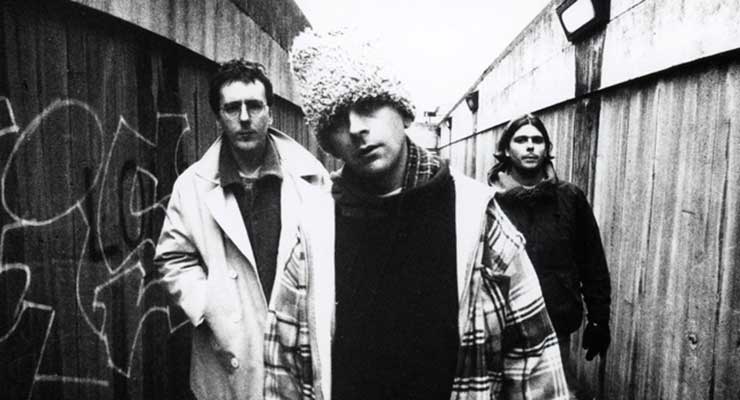 Born Slippy .NUXX – Smyrjið glow-stick kvoðu á heilann
