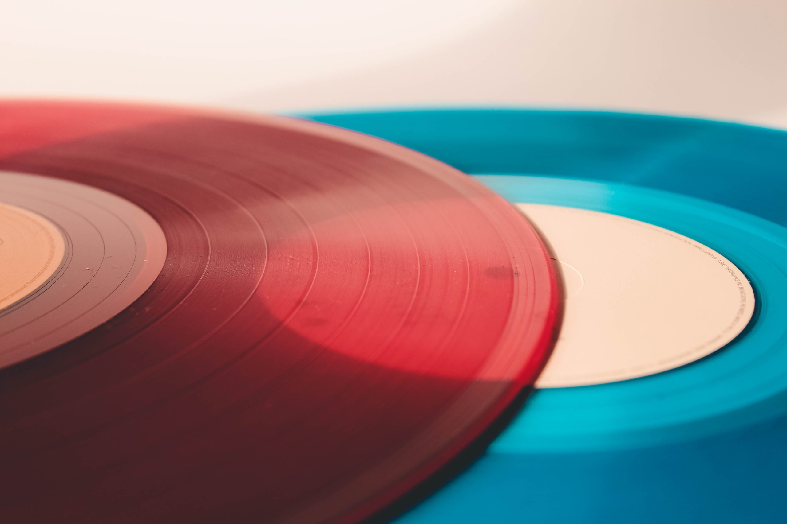 Cutting New Grooves Over Bad Vibes on our Plastic Brain