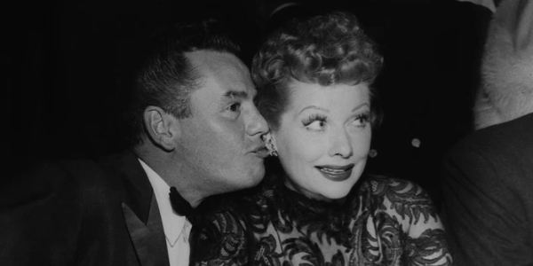Episode 375: The Red-Headed Woman